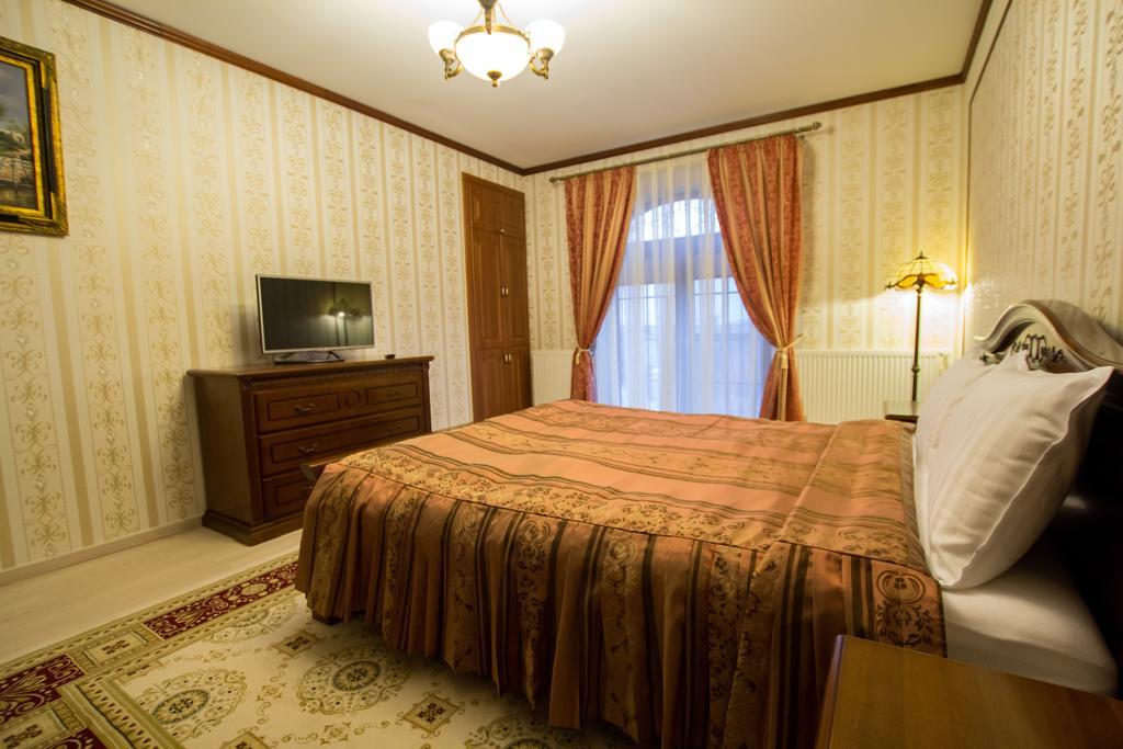 Appartement Casa-Le-Baron à Satu-Mare Chambre photo